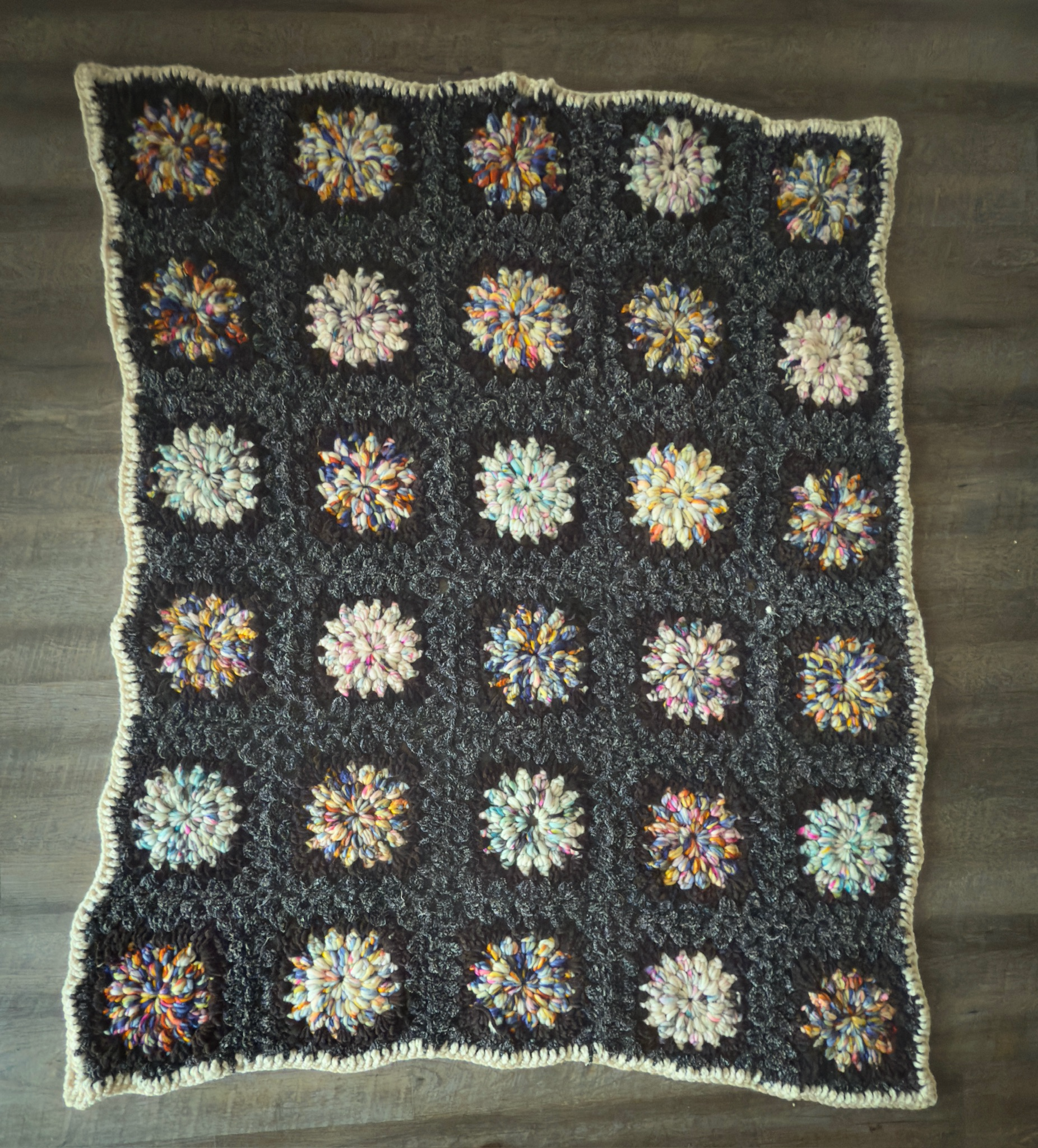 Pastel yarn bundle — soft hand and loft